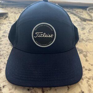 Titleist Men's Navy and Blue Hat